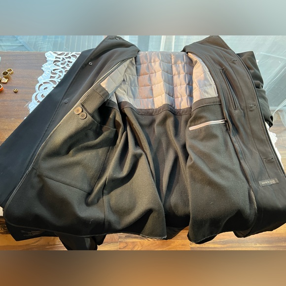 Kenneth Cole New York in person condition black coat with extra warm vest. XL - Picture 8 of 12